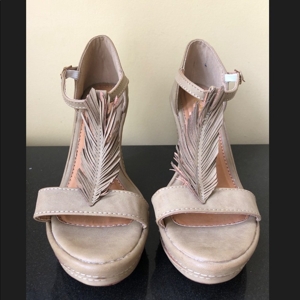 Electric Karma Wedges